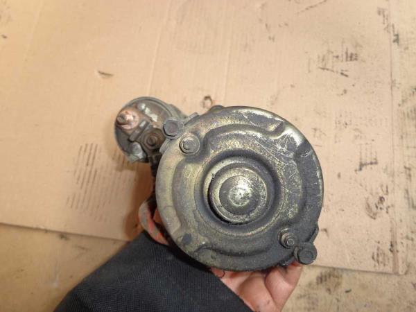 DEMARREUR RENAULT - Vue 3